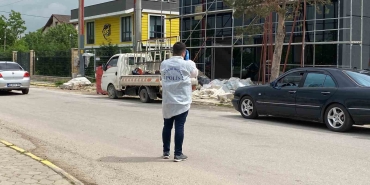 Elektrik akımına kapılan işçi, 3 ’üncü kattan düşerek ağır yaralandı