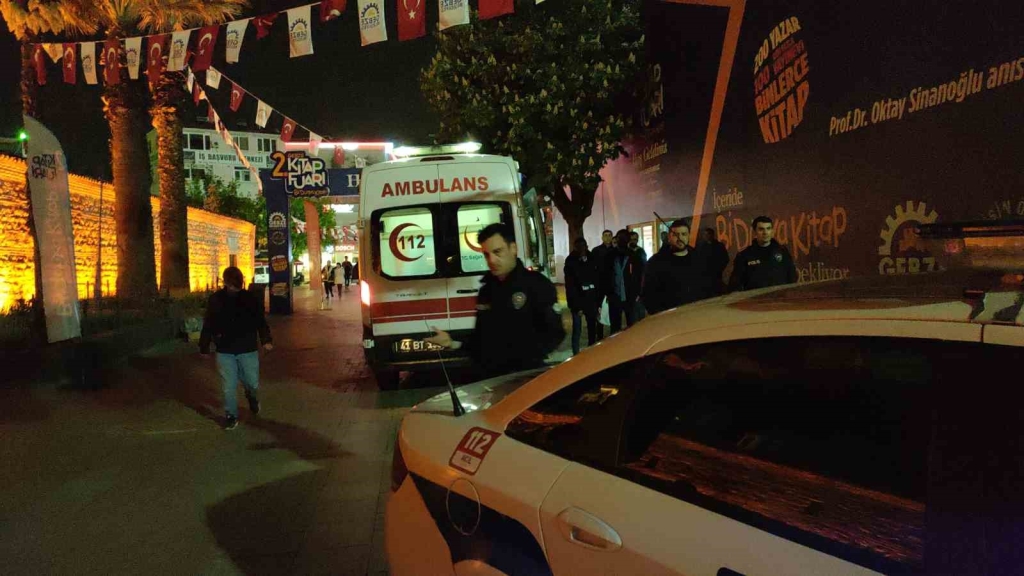 Gebze ’de yolun karşısına geçen yayaya otomobil çarptı
