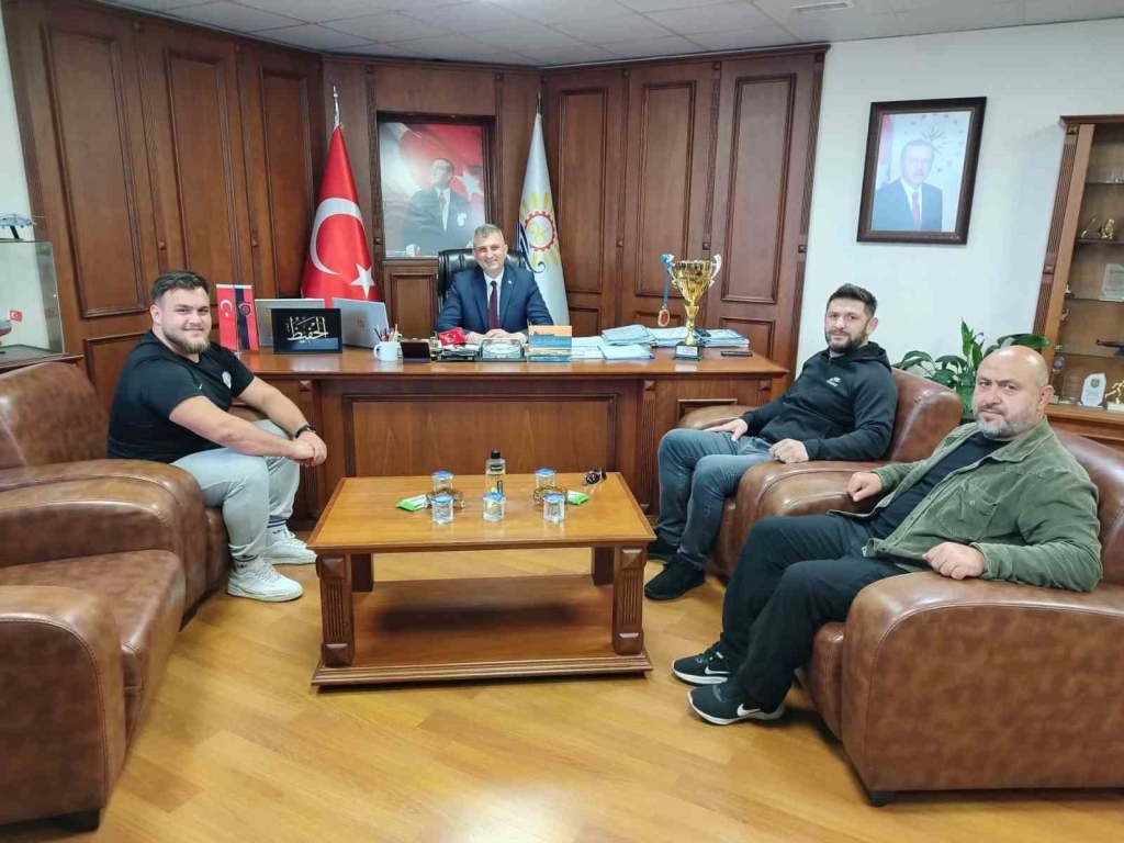 Gölcük ’ün gururu oldu