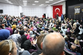 Kartepe ’de "eşler arası iyi bir iletişimin stratejileri" konuşuldu