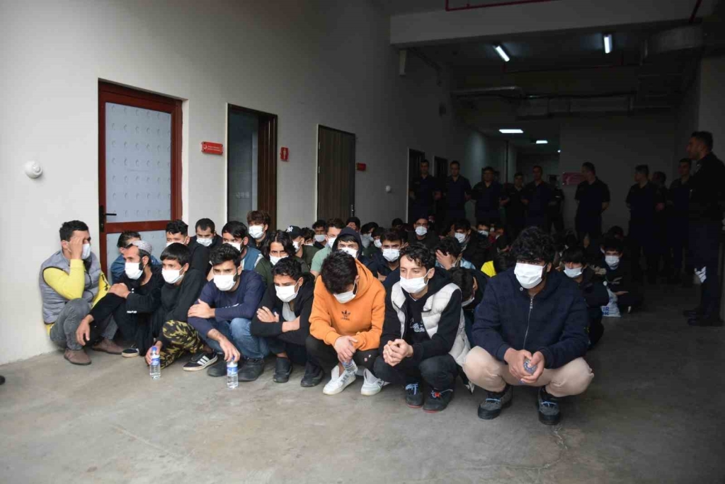 Kocaeli ’de 137 Afgan uyruklu göçmen sınır dışı ediliyor