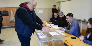 Kocaeli ’de oy verme işlemleri başladı