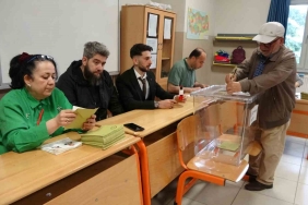 Kocaeli ’de vatandaşlar ikinci tur için sandıklara akın etti