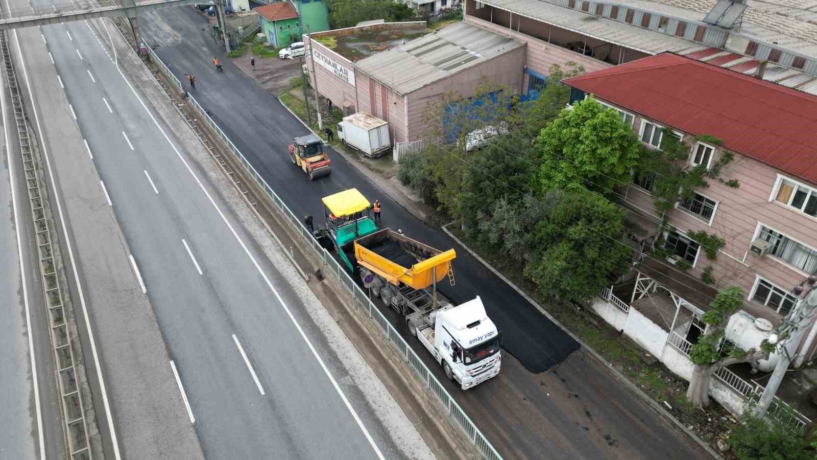 Körfez ’de bozulan yollara anında müdahale