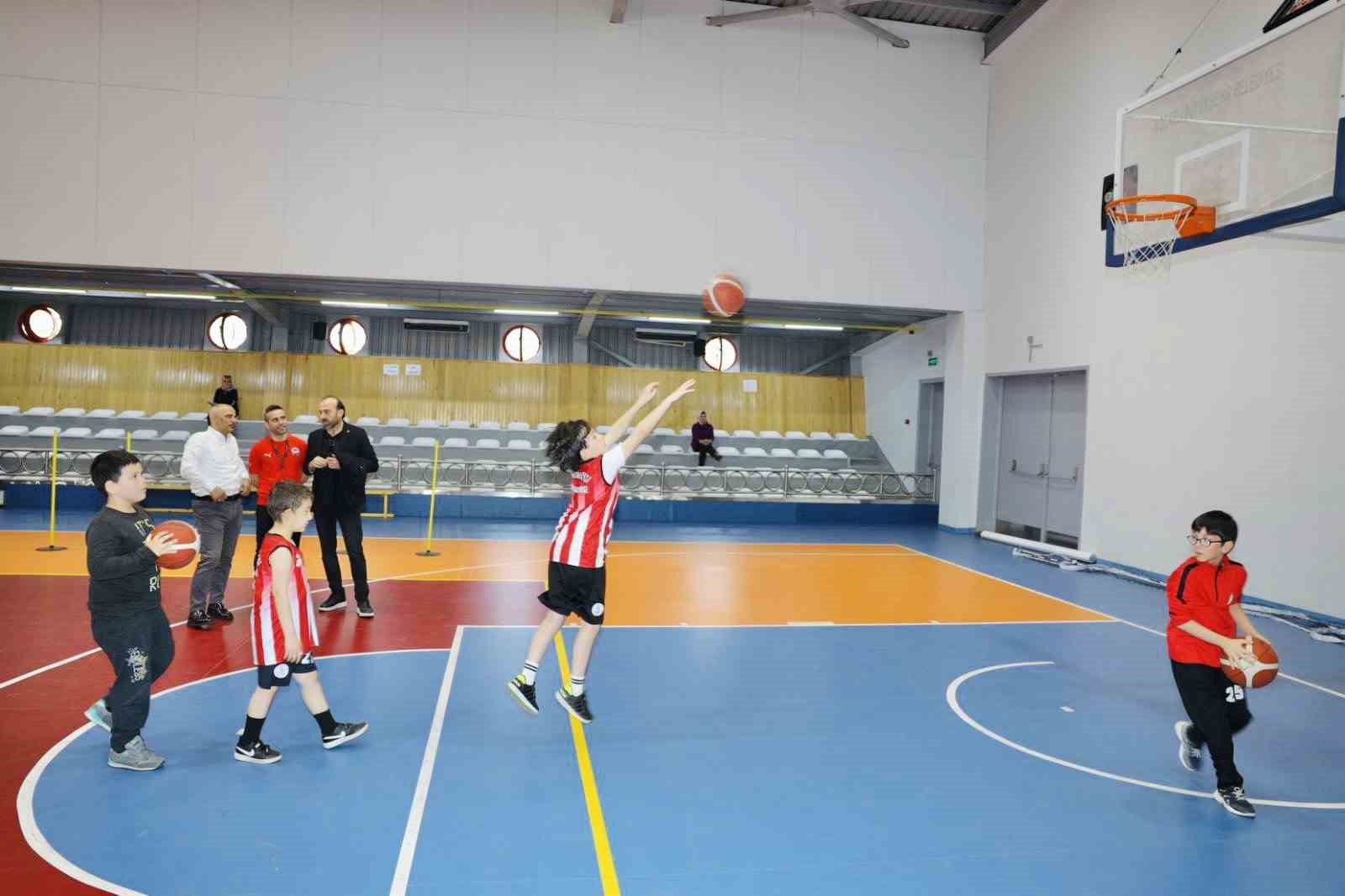 Körfez ’de  ’dev adamlar ’ yetişiyor
