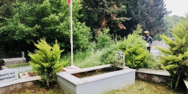 Körfez Mezarlığı ’nda yabani ot temizliği