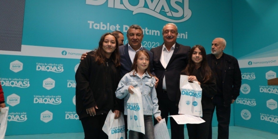 Miniklerin tablet bilgisayar mutluluğu