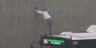 Otobüs şoföründen alkışlanacak hareket