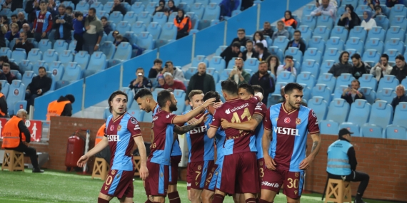TRABZONSPOR 4-1 KARAGÜMRÜK: Trezeguet Şov