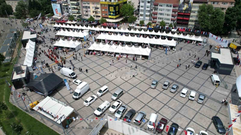 Ucuzluk Panayırı ’nda binlerce ürün görücüye çıktı