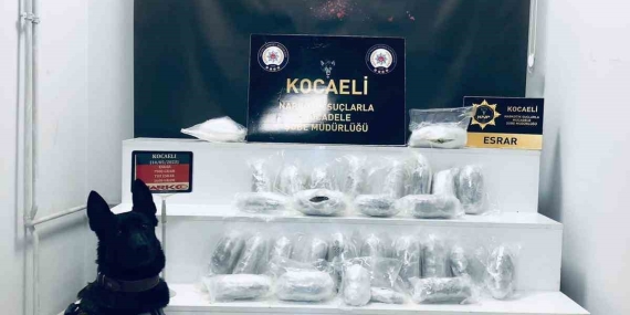 Zuladaki 9 kilo 500 gram uyuşturucu polisin dikkatinden kaçmadı