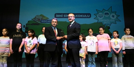 Gelecek Nesillere Güzel Bir Dünya Bırakmak İnsani, Ahlaki ve Manevi Bir Görevdir