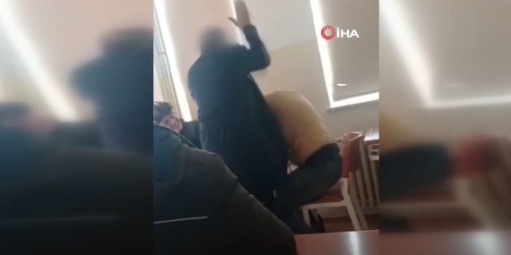 Sınıfta öğrencisini darp eden öğretmen: “Kendi elime vurdum”
