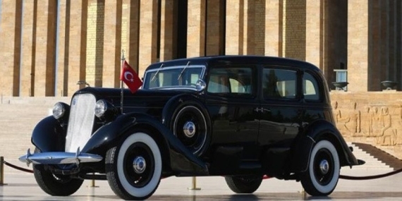 Atatürk’ün tören arabasının replikası, İzmit’in Kurtuluş gününde halkla buluşacak