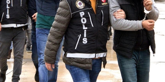 Tapuda rüşvet ve dolandırıcılık operasyonunda yakalanan 17 şüpheli adliyede