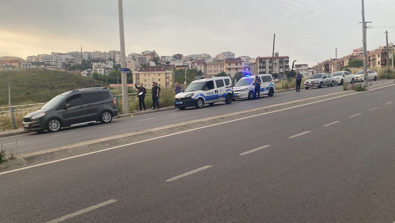 Aracıyla seyir halindeyken hayatının şokunu yaşadı