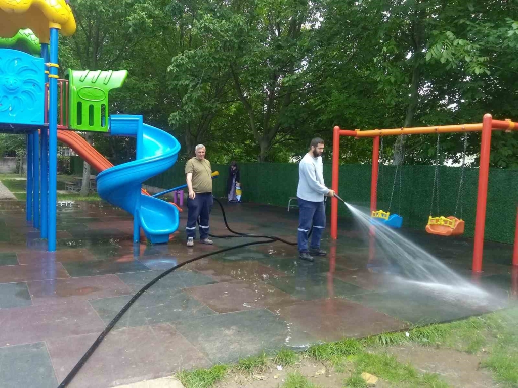 Başiskele ’de yaz temizliği başladı