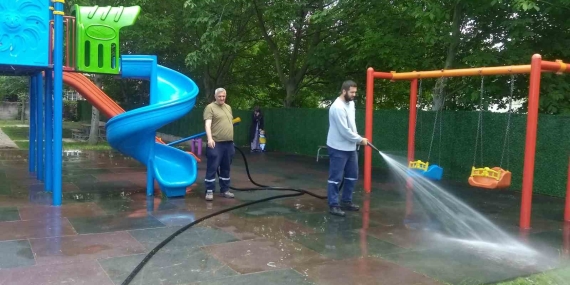 Başiskele’de yaz temizliği başladı