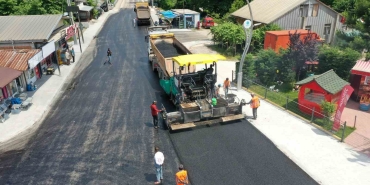 Başiskele ’nin tahrip olan yolları asfaltlanıyor