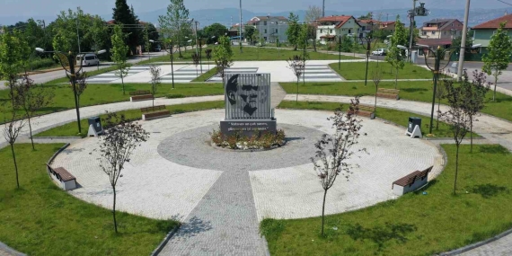 Başiskele ’ye Atatürk Meydanı
