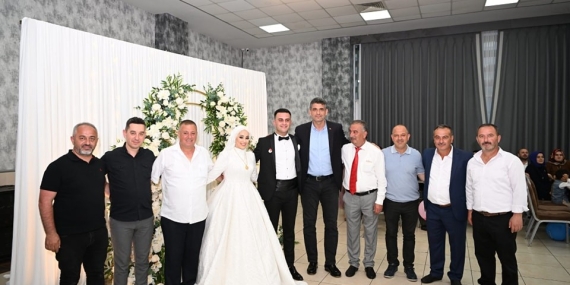 Başkan Kocaman mutluluklara ortak oluyor