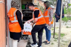 Bir Tebessüm Bir Hayat Derneği ihtiyaç sahibi aileleri yalnız bırakmadı