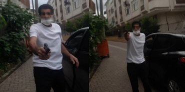 bosanma-asamasindaki-esine-silah-cekti-iste-o-tartisma-V143298-11