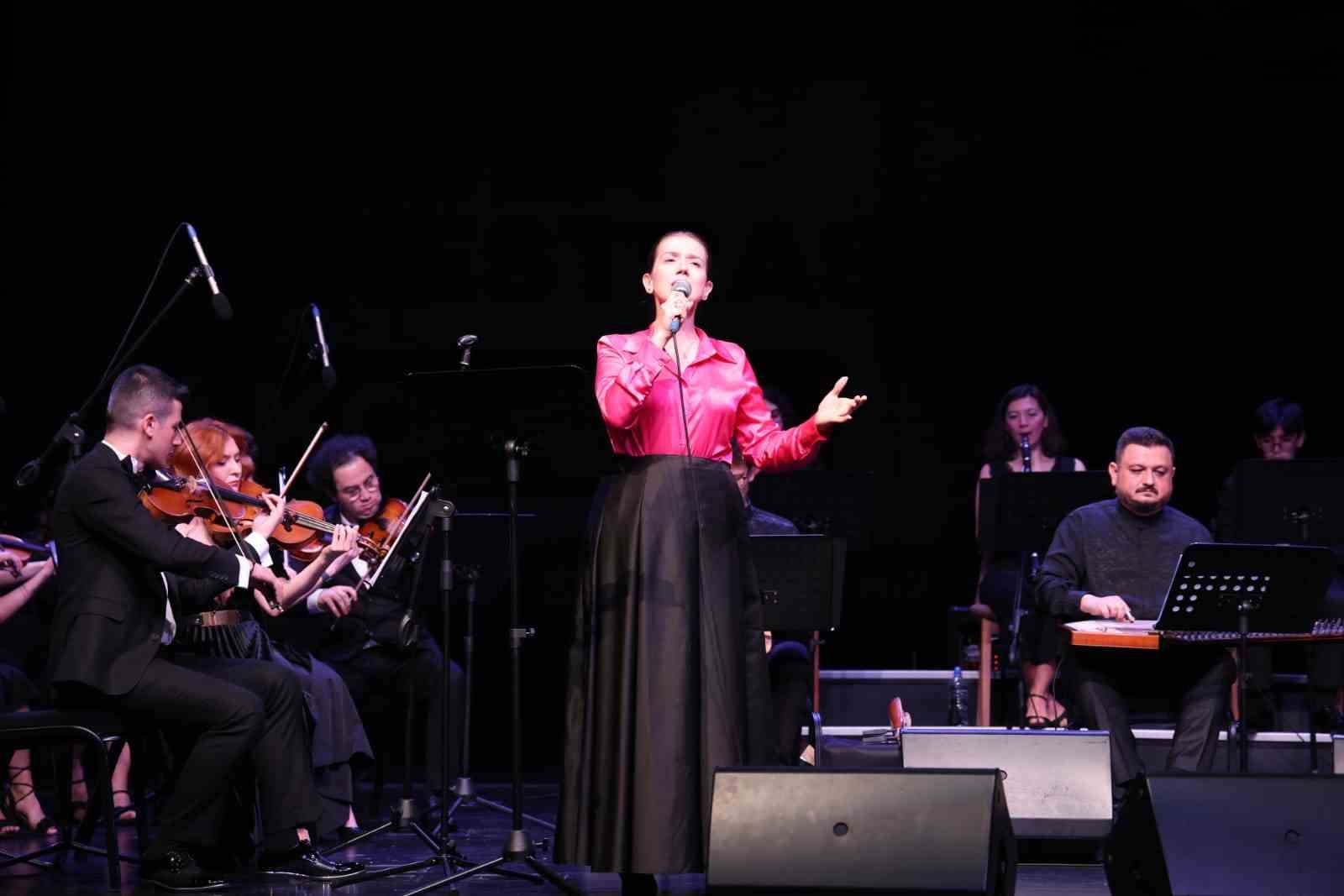 Büyükşehir Oda Orkestrası ’ndan muhteşem konser