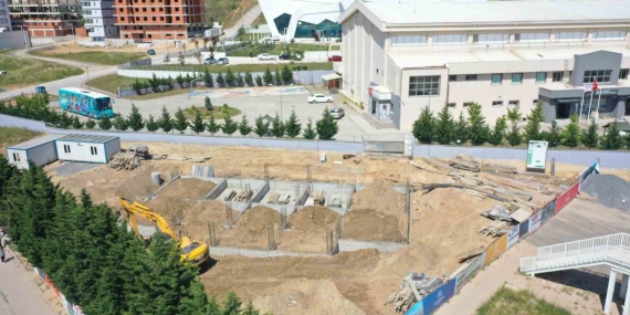 Çayırova ’nın gençlik merkezi yükseliyor