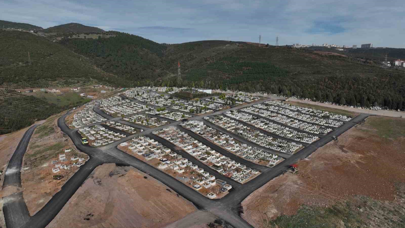 Derince ’de mezarlık ziyareti için ulaşım hizmeti verilecek