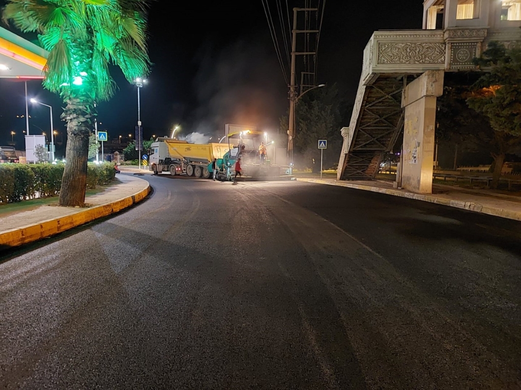 Derince Millet Bahçesi önündeki kavşak yenilendi