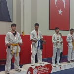 derincespor-istanbul-dan-madalyalarla-dondu