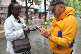 Her gören Afrikalı zannediyor, gerçeği öğrenince şaşkına dönüyor