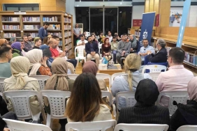 İki önemli yazar okurlarıyla buluştu