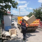 izmit-belediyesi-iki-gunde-2-bin-tondan-fazla-cop-toplayarak-rekor-kirdi