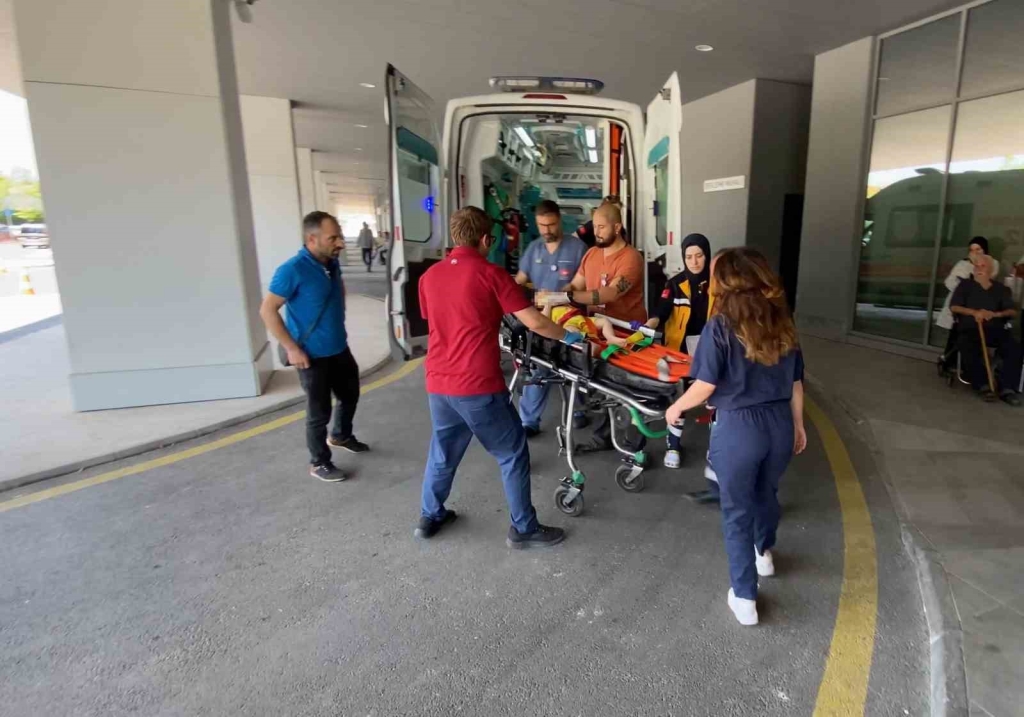 Kocaeli ’de 1 yaşındaki bebek 3. kattan düştü