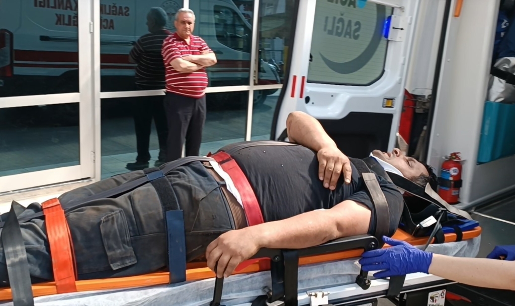Kocaeli ’de 2.5 metre yükseklikten düşen işçi yaralandı