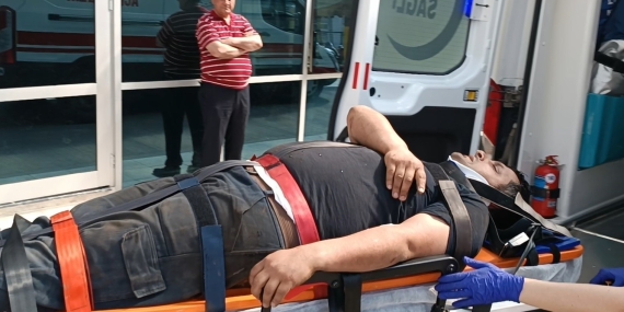 Kocaeli’de 2.5 metre yükseklikten düşen işçi yaralandı