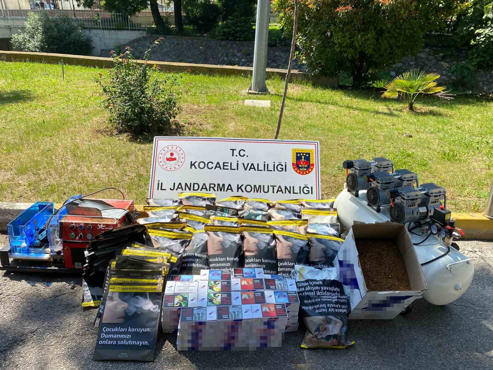 Kocaeli ’de operasyon: 11 bin 680 bandrolsüz makaron ele geçirildi