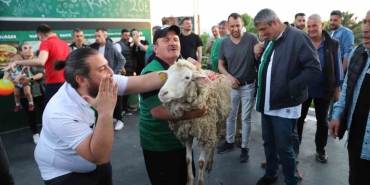 Kocaelisporlu taraftarlardan ilginç istifa çağrısı