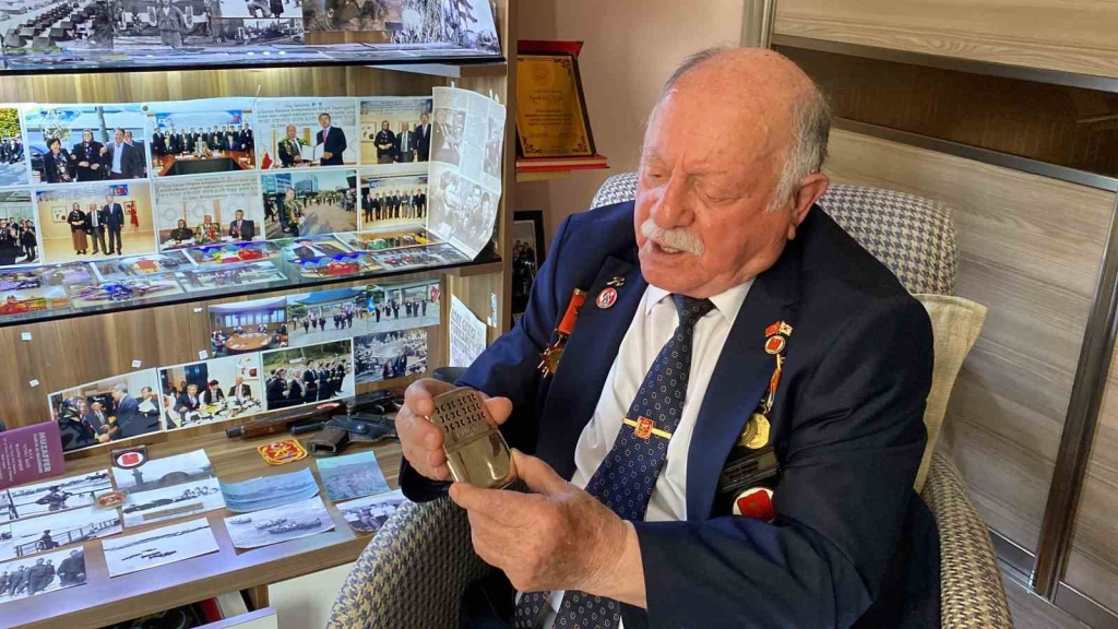 Kore Savaşı ’nda edindiği cep sobasını 73 yıldır saklıyor