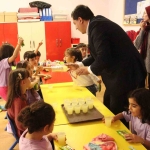 miniklere-limonata-ve-kek-ikram-edildi