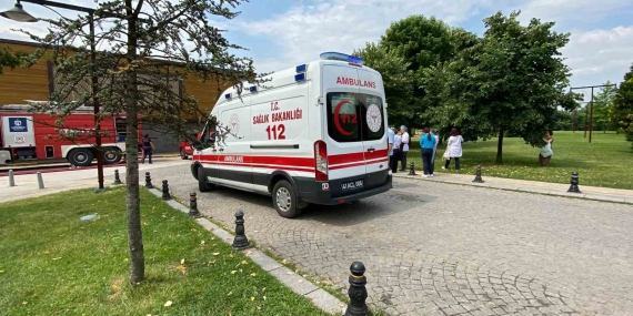 Restoranın bacasında çıkan yangın korkuttu