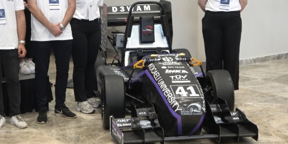 Tesla sponsor oldu, Türkiye’de ilk kez turbo içten yanmalı  ’Formula’ araç ürettiler