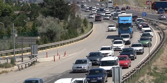 Tatilciler dönüş yolunda