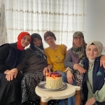 79-yasina-giren-pambuk-ninenin-ilk-kez-dogum-gunu-kutlandi