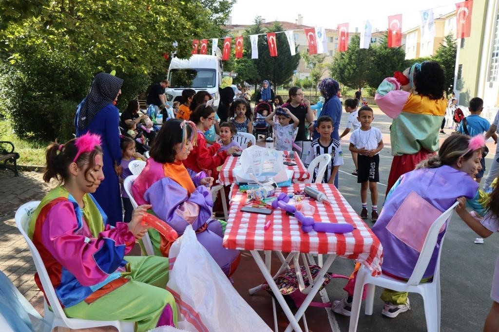 Akpınar ’da çocuklar 