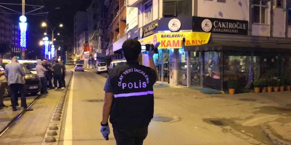 Çalıştığı iş yerinde silahla vuruldu