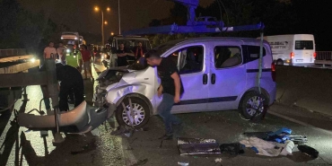 D-130 ’daki kazada araçlar takla attı, trafik durdu: 4 yaralı