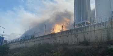 Demir çelik fabrikasında yangın